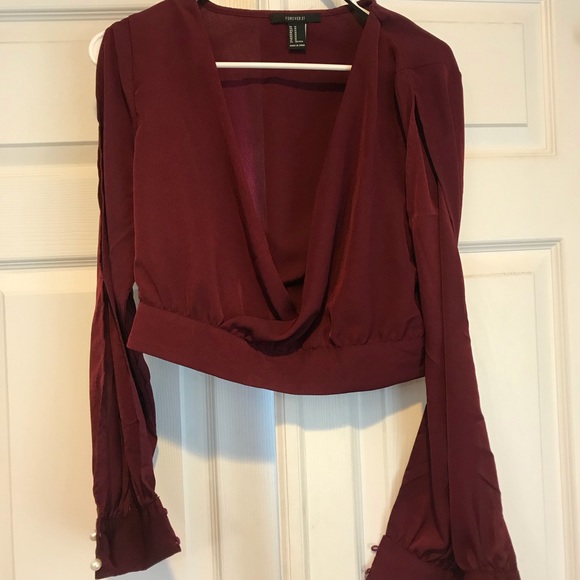 Forever 21 long sleeve crop top - Picture 1 of 1